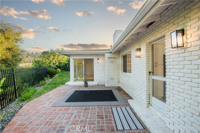 Detail Gallery Image 16 of 19 For 3610 Scadlock Ln, Sherman Oaks,  CA 91403 - 3 Beds | 2/1 Baths