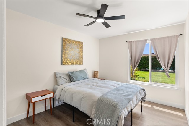 341 Carriage Drive, Santa Ana CA: https://media.crmls.org/medias/c8082783-bf00-4708-aa63-08540d793916.jpg