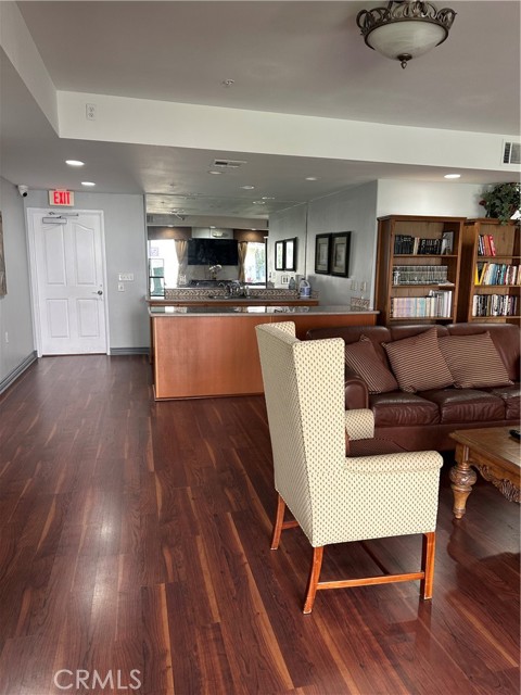 Detail Gallery Image 16 of 31 For 17888 Alburtis #B112,  Artesia,  CA 90701 - 2 Beds | 2 Baths