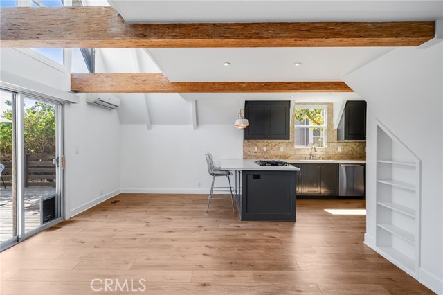 Detail Gallery Image 4 of 29 For 21562 Anns Ln a,  Laguna Beach,  CA 92651 - 2 Beds | 2 Baths