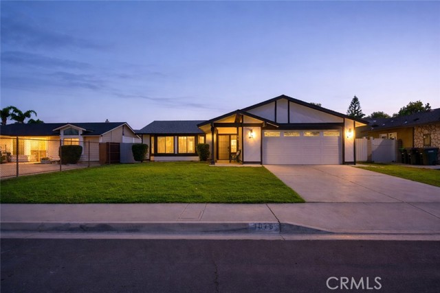 Front Image Thumbnail for CRCV26059941