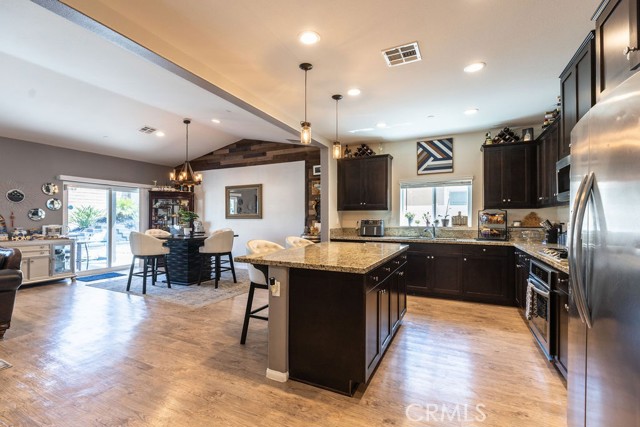 24802 Sandy Trail Place, Menifee CA: https://media.crmls.org/medias/c809a7f0-f298-43c2-967d-5d9fe04c351c.jpg
