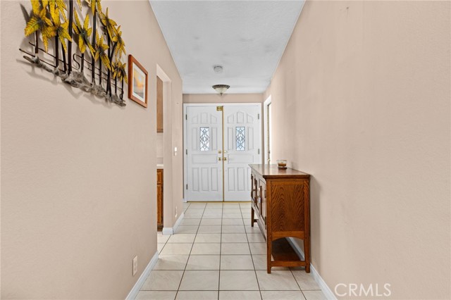 Detail Gallery Image 6 of 39 For 30841 Long Point, Canyon Lake,  CA 92587 - 3 Beds | 2 Baths