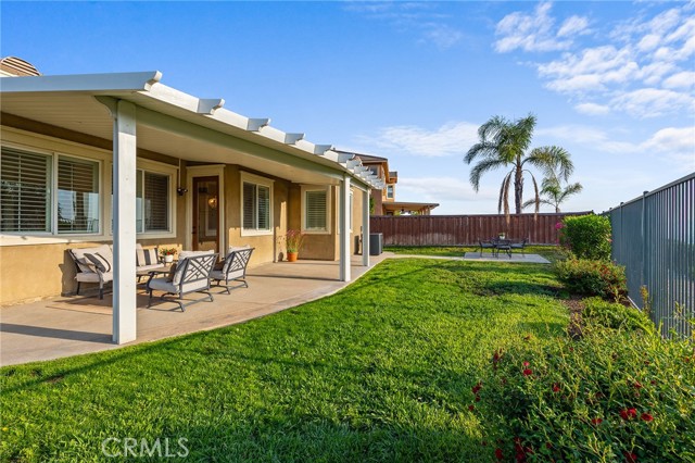 7476 Sequoia Lane, Highland CA: https://media.crmls.org/medias/c80b539c-3fcc-42cc-aa4c-f57875e50236.jpg