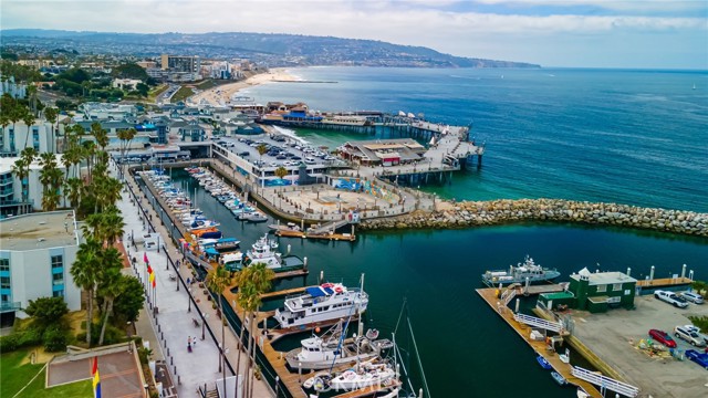 250 The Village, Redondo Beach, California 90277, 1 Bedroom Bedrooms, 0 ,1 BathroomBathrooms,Residential,For Sale,The Village,0,PW26152593