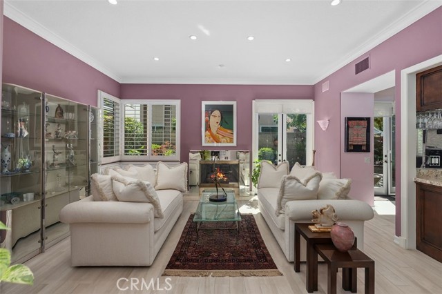 6260 Napoli Court, Long Beach CA: https://media.crmls.org/medias/c80bcafb-1239-48cb-a657-f6790159ec10.jpg