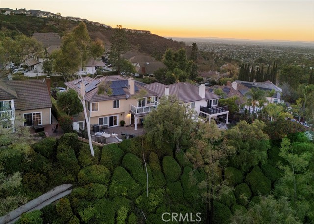6307 E Rocking Horse Way, Orange CA: https://media.crmls.org/medias/c80c46bd-02b1-4ff0-9fd2-988489303da8.jpg