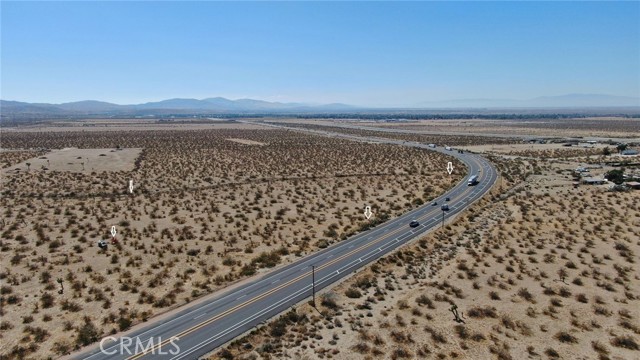 10707 Pearblossom Hwy, Littlerock CA: https://media.crmls.org/medias/c80c7d01-afe2-45c6-81aa-14655681c454.jpg