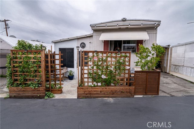 4849 Peck Road, El Monte CA: https://media.crmls.org/medias/c80d1f76-a9a1-4818-9214-110ee77308de.jpg