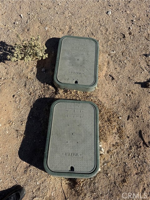 60588 Herdmans Road, Landers CA: https://media.crmls.org/medias/c80dcd09-ed6b-4997-be35-cb7167d63eba.jpg