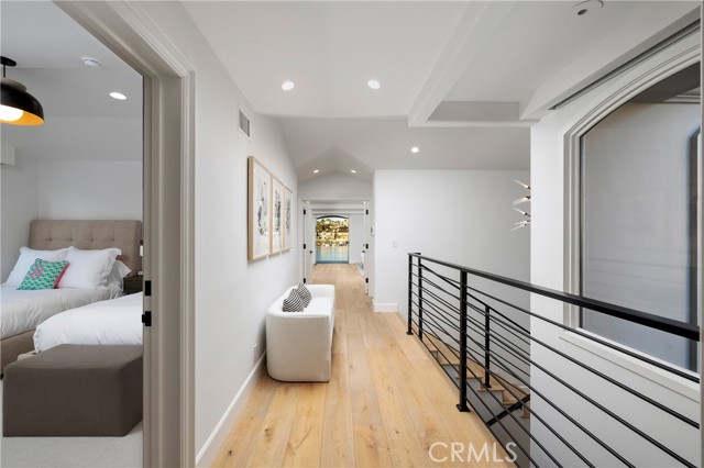 Detail Gallery Image 50 of 63 For 704 via Lido Nord, Newport Beach,  CA 92663 - 4 Beds | 4/1 Baths