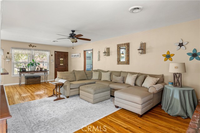 Detail Gallery Image 14 of 31 For 5930 Harvey Way, Lakewood,  CA 90713 - 2 Beds | 1 Baths