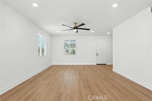 30248 Sunset Pier Drive, Menifee CA: https://media.crmls.org/medias/c80ebb13-a199-469d-a80a-aad2a151922c.jpg