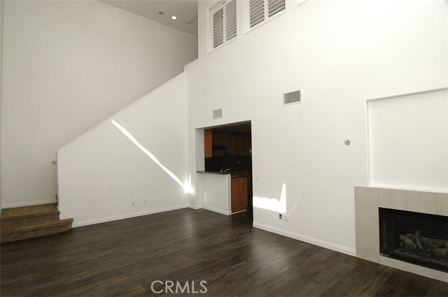 Detail Gallery Image 4 of 21 For 225 Lockford, Irvine,  CA 92602 - 3 Beds | 2 Baths