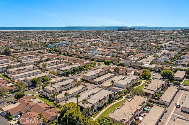 Detail Gallery Image 28 of 36 For 9745 Port Royal Cir, Huntington Beach,  CA 92646 - 2 Beds | 1/1 Baths