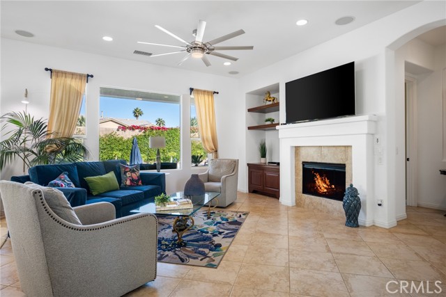 Detail Gallery Image 13 of 67 For 61270 Fire Barrel Dr, La Quinta,  CA 92253 - 3 Beds | 2 Baths