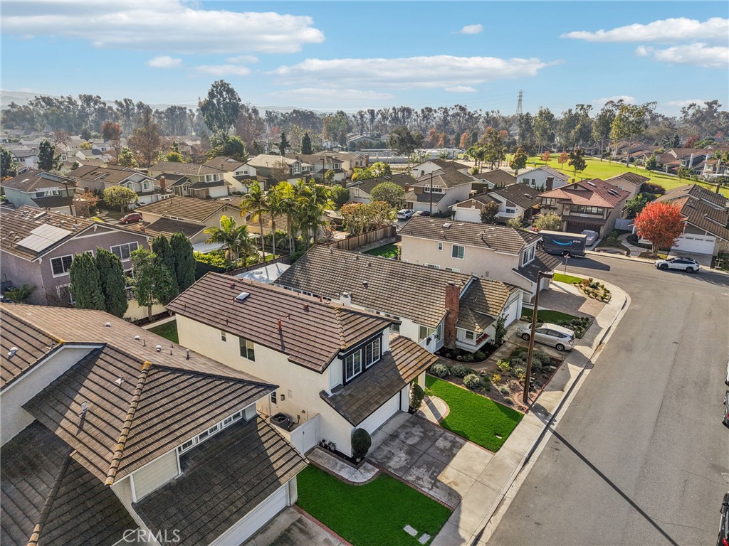 MLS #OC25272955 image #59