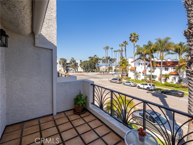 312 Diamond Street, Redondo Beach, California 90277, 2 Bedrooms Bedrooms, ,2 BathroomsBathrooms,Residential,Sold,Diamond,SB24078117