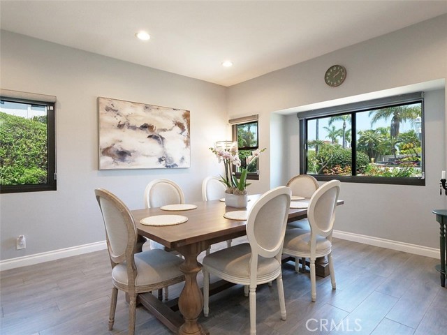 Detail Gallery Image 16 of 61 For 6501 Beachview Dr, Rancho Palos Verdes,  CA 90275 - 3 Beds | 2/1 Baths