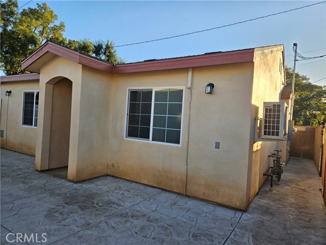 Detail Gallery Image 1 of 17 For 429 N Macneil St, San Fernando,  CA 91340 - 2 Beds | 1 Baths