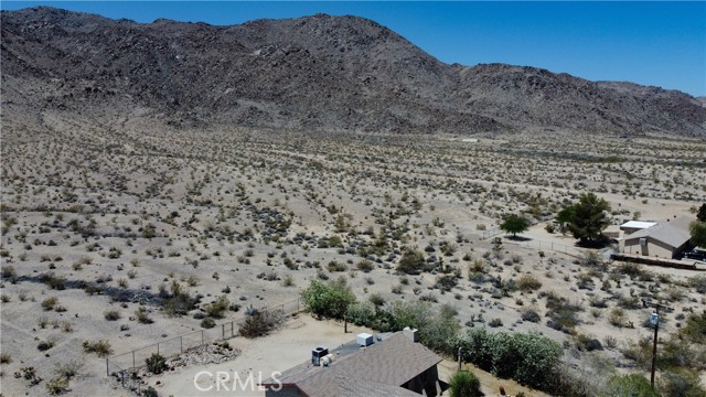 Detail Gallery Image 7 of 9 For 706 Foothill Dr, Twentynine Palms,  CA 92277 - – Beds | – Baths