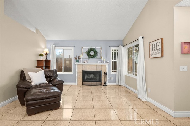 Detail Gallery Image 9 of 36 For 16151 Nippet Lane, Moreno Valley,  CA 92551 - 3 Beds | 2 Baths