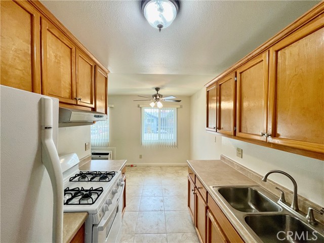 Detail Gallery Image 7 of 12 For 3359 Butterfield Ave, La Verne,  CA 91750 - 2 Beds | 1 Baths