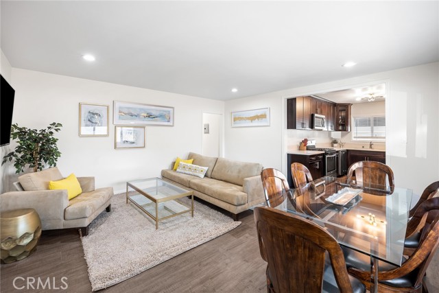 Detail Gallery Image 4 of 37 For 1837 E Colorado Blvd, Pasadena,  CA 91107 - – Beds | – Baths