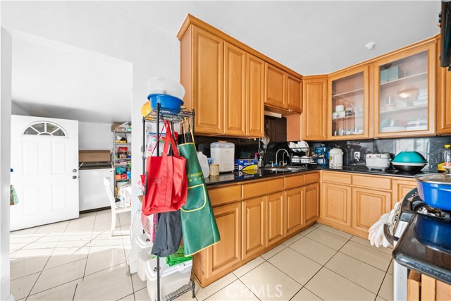 Detail Gallery Image 17 of 42 For 2413 Bartlett Ave, Rosemead,  CA 91770 - 2 Beds | 2 Baths
