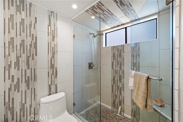 33942 Pequito Drive, Dana Point CA: https://media.crmls.org/medias/c81591f7-b13d-4b25-88e7-2f4ee81a8674.jpg
