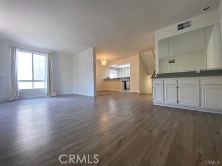 Detail Gallery Image 4 of 29 For 14948 Moorpark St, Sherman Oaks,  CA 91403 - – Beds | – Baths