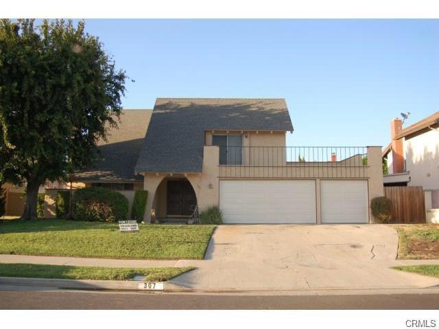 307 Bagnall Avenue Placentia, California BEAUTIFUL, newly cleaned, 4 bedroom, 3 bathroom home in Placentia close to all major schools and shopping. Updated recently with new paint inside and outside, new flooring, new garage doors, and granite countertops. 2 large living spaces. Dining room adjacent to kitchen. Hookups for washer and dryer. LARGE backyard. Master bedroom with vanity, walk-in closet, and attached large patio. Close to shopping, school, and freeways.