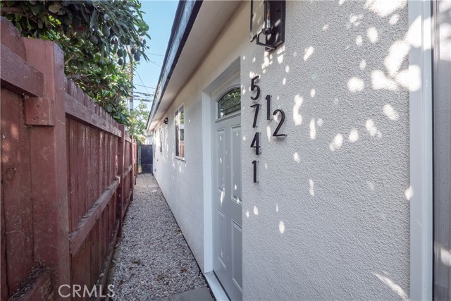 Detail Gallery Image 4 of 8 For 5739 S St Andrews, Los Angeles,  CA 90062 - – Beds | – Baths