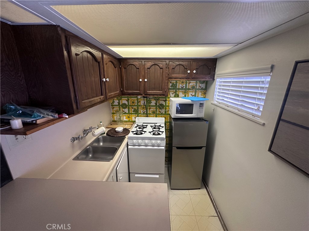 C8174e27 E227 4a15 87d7 4b9d7f7b5b37