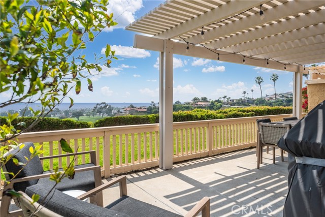 150 Avenida Adobe, San Clemente CA: https://media.crmls.org/medias/c8199bcd-cd59-4cbf-ab8c-80239ee0af52.jpg
