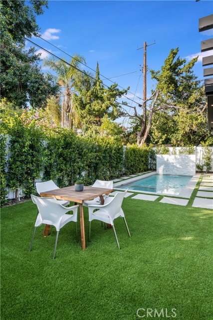 Detail Gallery Image 28 of 55 For 5323 Allott Ave, Sherman Oaks,  CA 91401 - 4 Beds | 4/1 Baths