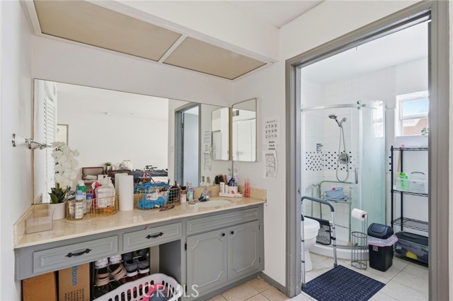 27828 Parkvale, Santa Clarita CA: https://media.crmls.org/medias/c81c2336-17aa-48ce-a4dd-b4717d2a45bc.jpg