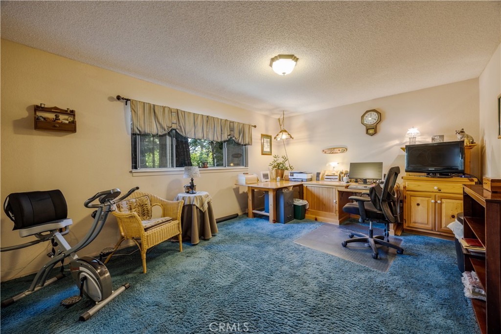 https://media.crmls.org/medias/c81c377e-9181-4448-9b7a-298706a9cb85.jpg?preset=X-Large