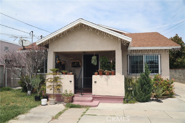 Detail Gallery Image 1 of 33 For 3531 E 61st St, Huntington Park,  CA 90255 - – Beds | – Baths