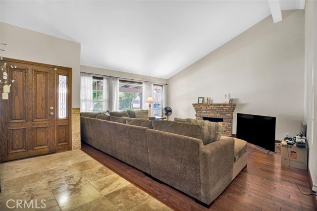Detail Gallery Image 5 of 20 For 15442 Eiffel Cir, Irvine,  CA 92604 - 4 Beds | 2 Baths