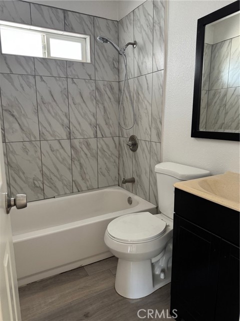 518 E 2nd Street, Rialto CA: https://media.crmls.org/medias/c81ddb02-ef98-4dd6-bbda-e3eeb73e437e.jpg