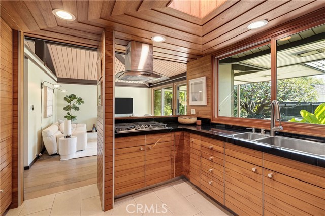 Image 13 of 32 For 15 Margate Square