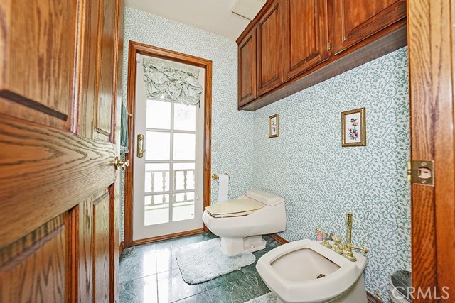 Detail Gallery Image 23 of 60 For 9752 Rangeview Dr, Santa Ana,  CA 92705 - 4 Beds | 3/1 Baths