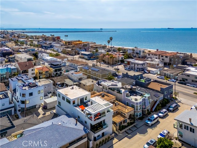 Detail Gallery Image 6 of 47 For 48 57th Pl, Long Beach,  CA 90803 - 5 Beds | 3/1 Baths
