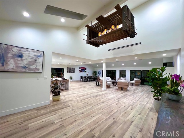 20301 Reaza Place, Woodland Hills CA: https://media.crmls.org/medias/c81f8f3b-59f2-4847-aff3-5aef4a399fd6.jpg
