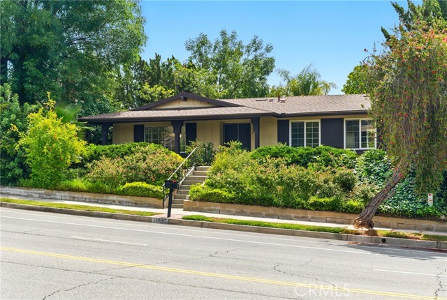 Details for 11340 Reseda Boulevard, Porter Ranch, CA 91326