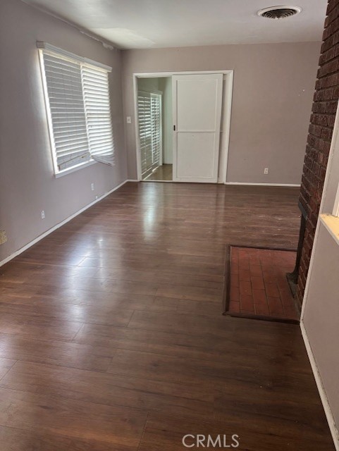 Detail Gallery Image 5 of 8 For 20701 Schoolcraft, Winnetka,  CA 91306 - 3 Beds | 2 Baths