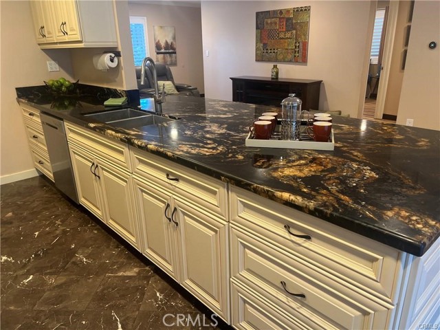 Detail Gallery Image 3 of 22 For 1714 Byerton Ct, Rancho Palos Verdes,  CA 90275 - 3 Beds | 2 Baths