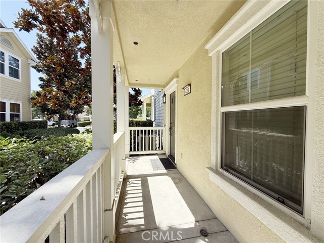 424 Silk Tree, Irvine CA: https://media.crmls.org/medias/c8201359-3787-4b10-a3c1-3eabea6a483d.jpg