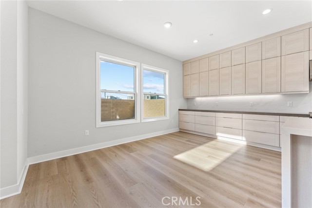 Detail Gallery Image 18 of 56 For 209 Stage, Irvine,  CA 92618 - 5 Beds | 5 Baths